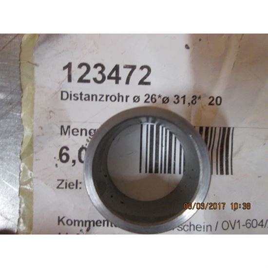 Distanční trubička